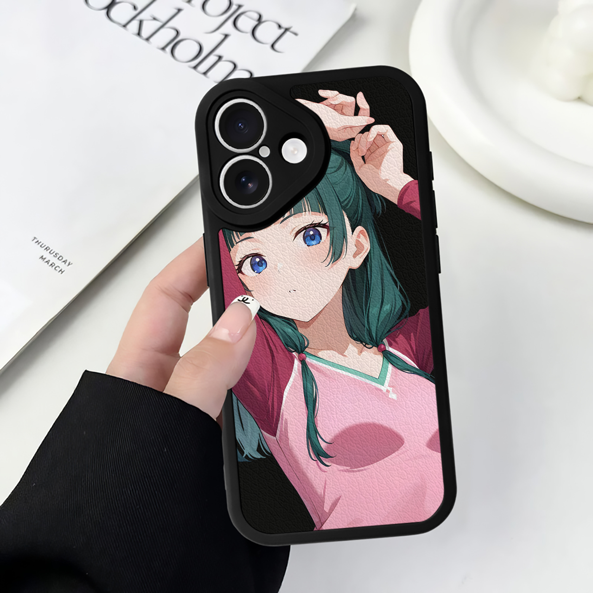 （画像用） 薬屋のひとりごと The Apothecary Diaries 【iPhone 16シリーズ対応】シリコンスマホケース（レザー調） 材質：シリコン